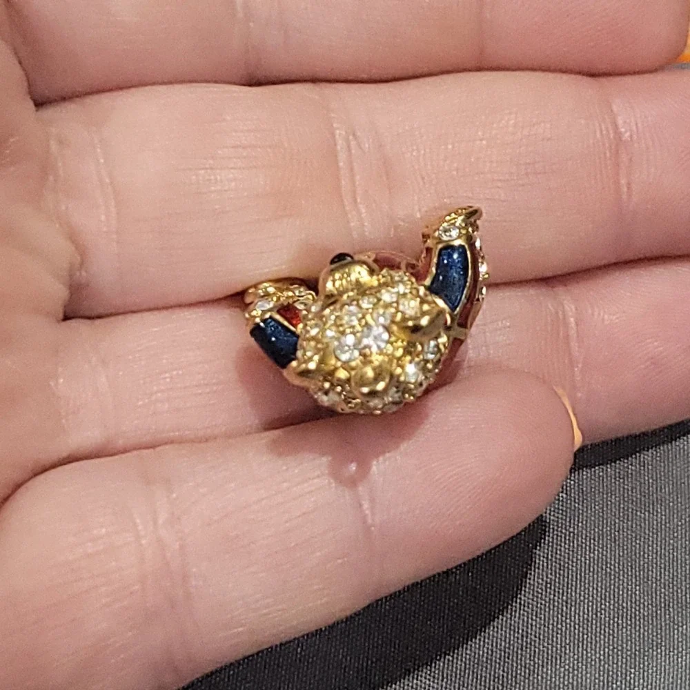Savvy Swarovski Limited Edition Crystal Gold Tone Teddy Bear Pendant Red Enamel